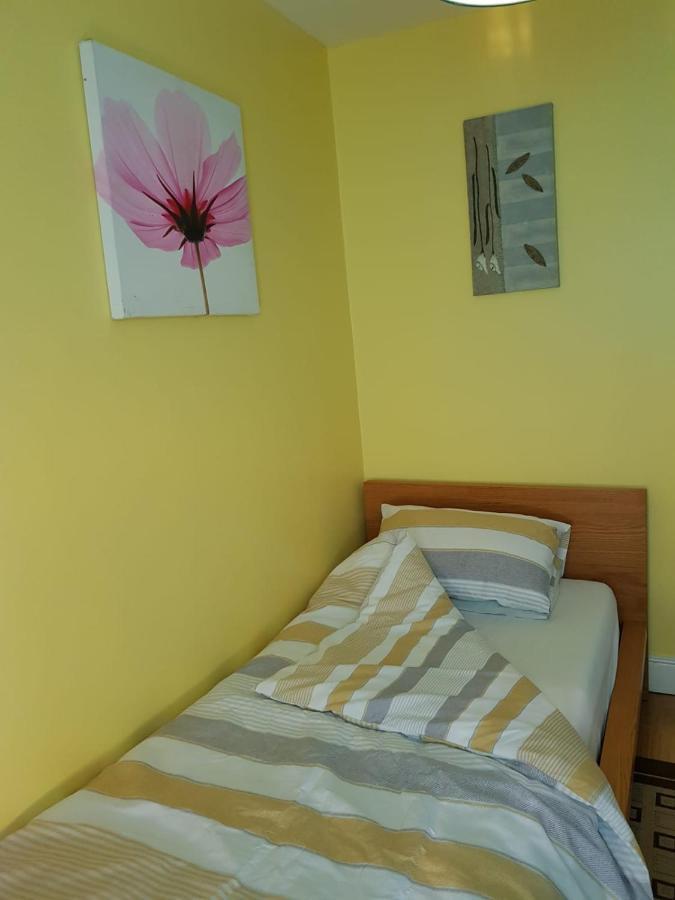 New Cross House Apartamento Wolverhampton Exterior foto